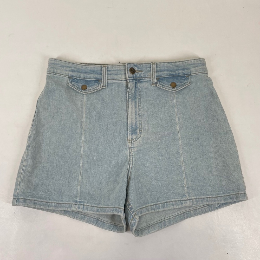 Lee Womens High Rise Denim Shorts Light Blue Wash Size 14 Front Seam Vintage